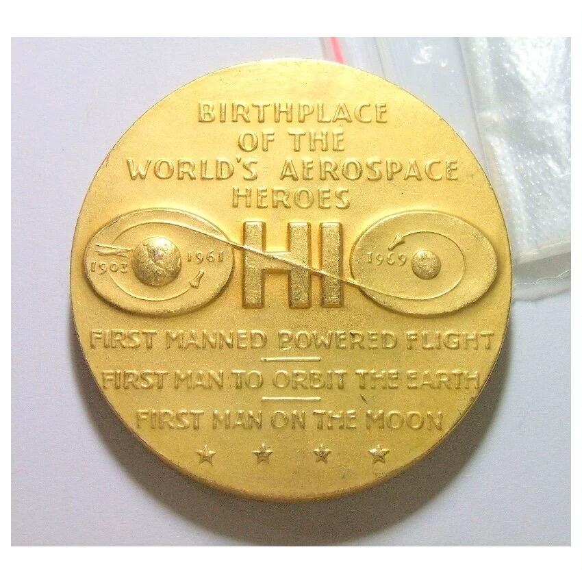 美国1969年 莱特兄弟+阿姆斯特朗 人类从飞行到登月 高浮雕精制大镀金章 50MM