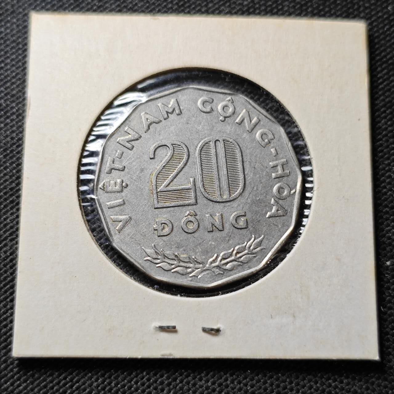 KK钱币收藏小铺  第357场  2月预留时间 周末发货  1968南越20盾纪念币