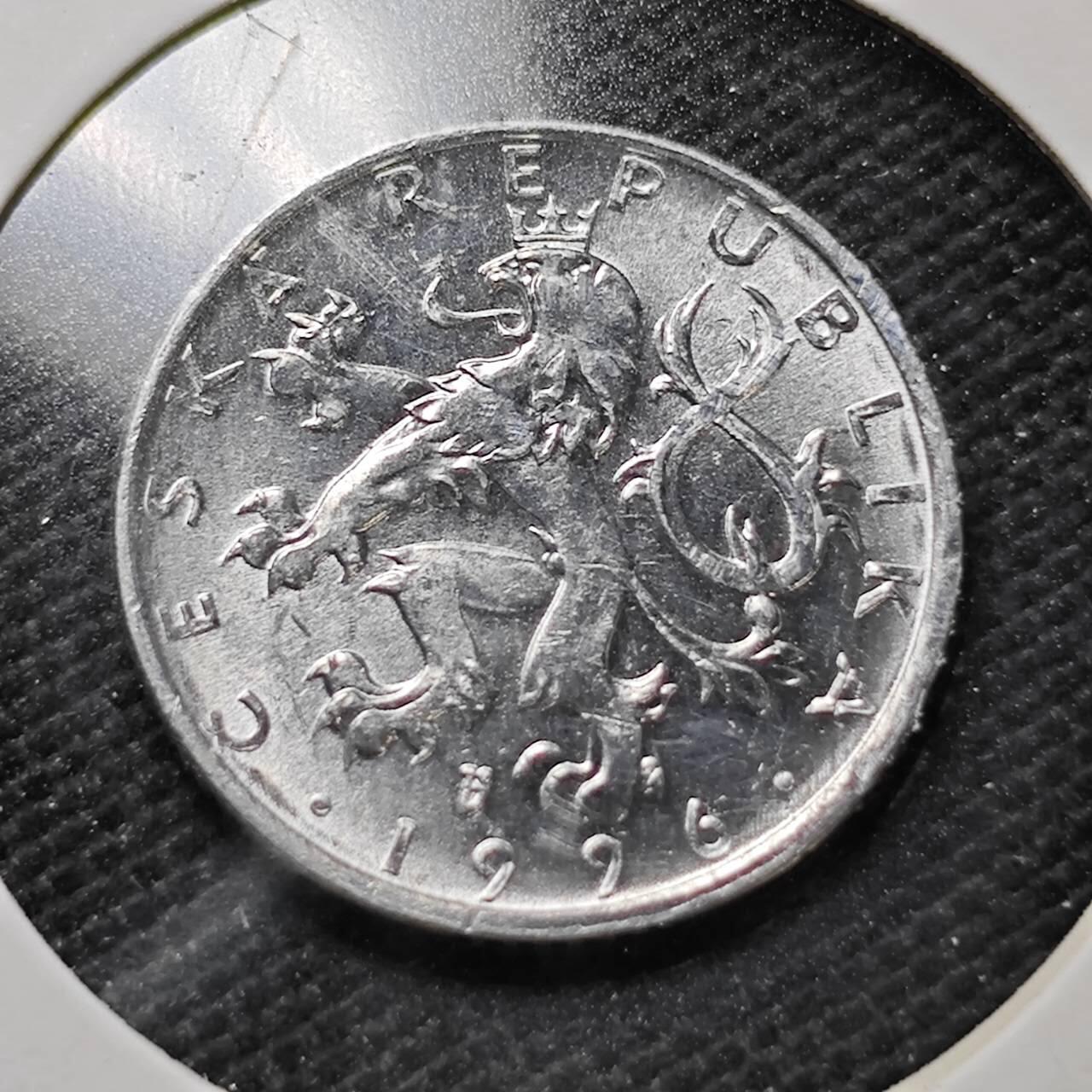 KK钱币收藏小铺  第357场  2月预留时间 周末发货  1996捷克50赫勒 好品