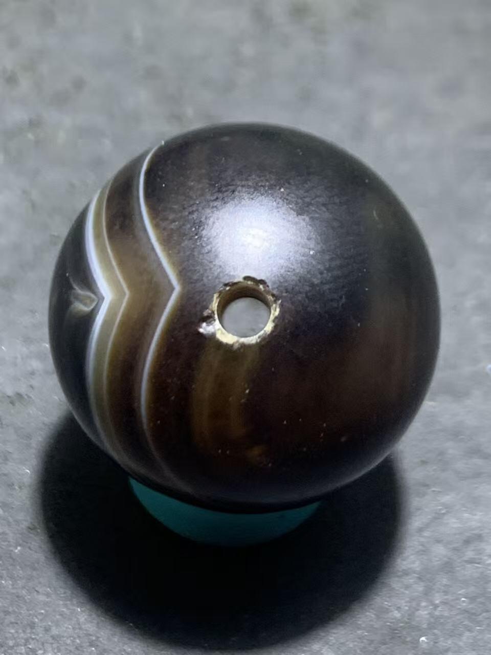 精品一线天眼药师玛瑙2.0随形圆珠一颗