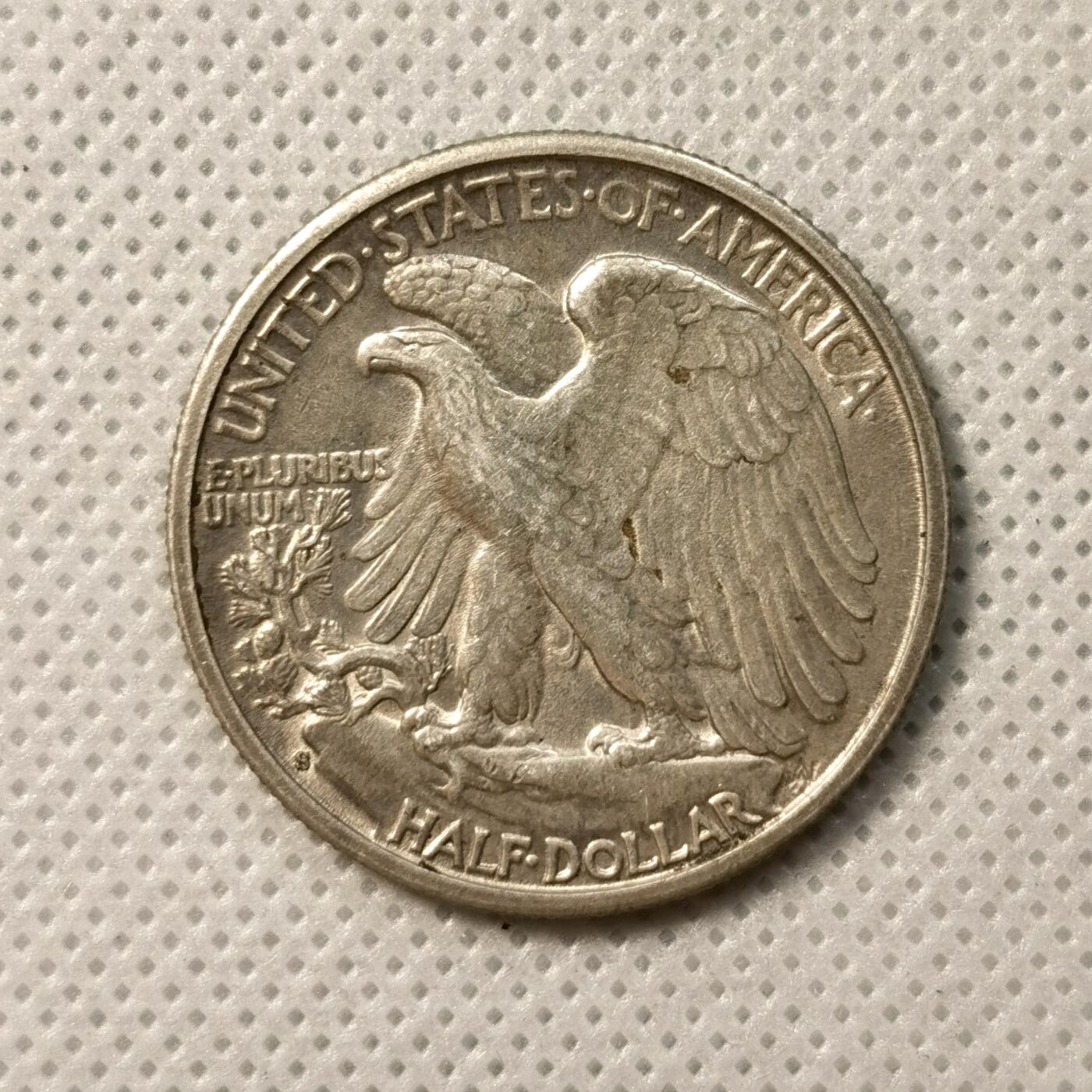 甄臻铺-世界币章拍卖（第36期），送拍享返佣金等优惠多多 美国1943年行走女神50分银币好品 细节清晰