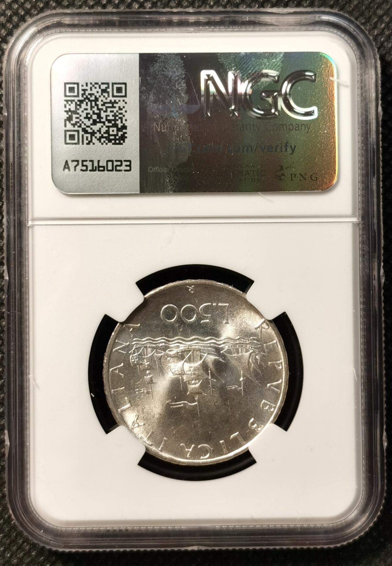 甄臻铺-世界币章拍卖（第36期），送拍享返佣金等优惠多多 NGC-MS66 1966年意大利帆船少女500里拉，高分卷拆