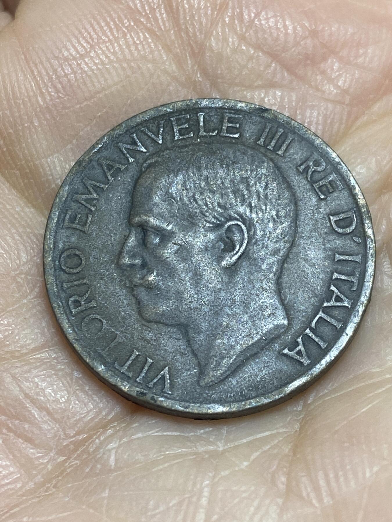 2025年第一百一十六场(总第一百四十二场）外国好品散币(免佣金) 意大利王国1921年10分