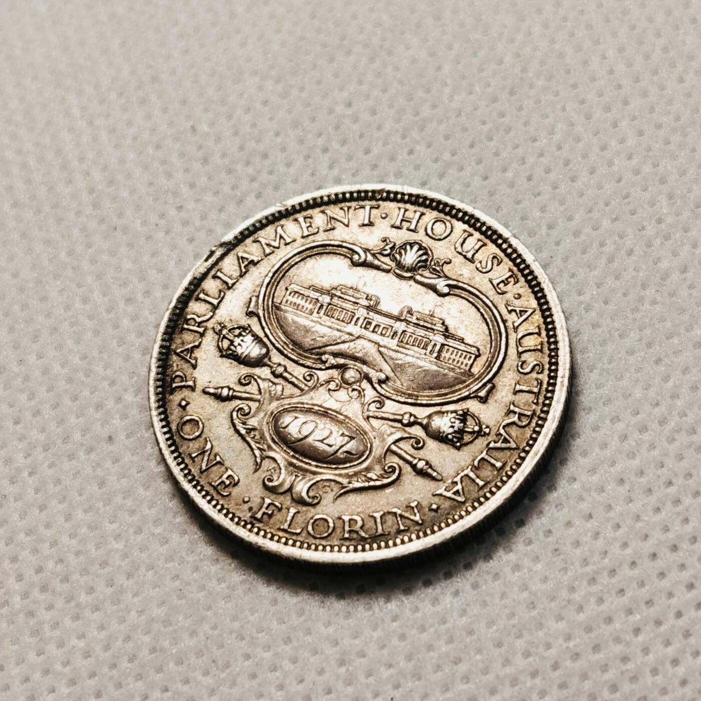 甄臻铺-世界币章拍卖（第36期），送拍享返佣金等优惠多多 澳大利亚1927年1佛罗林纪念银币 国会大厦建立 乔治五世