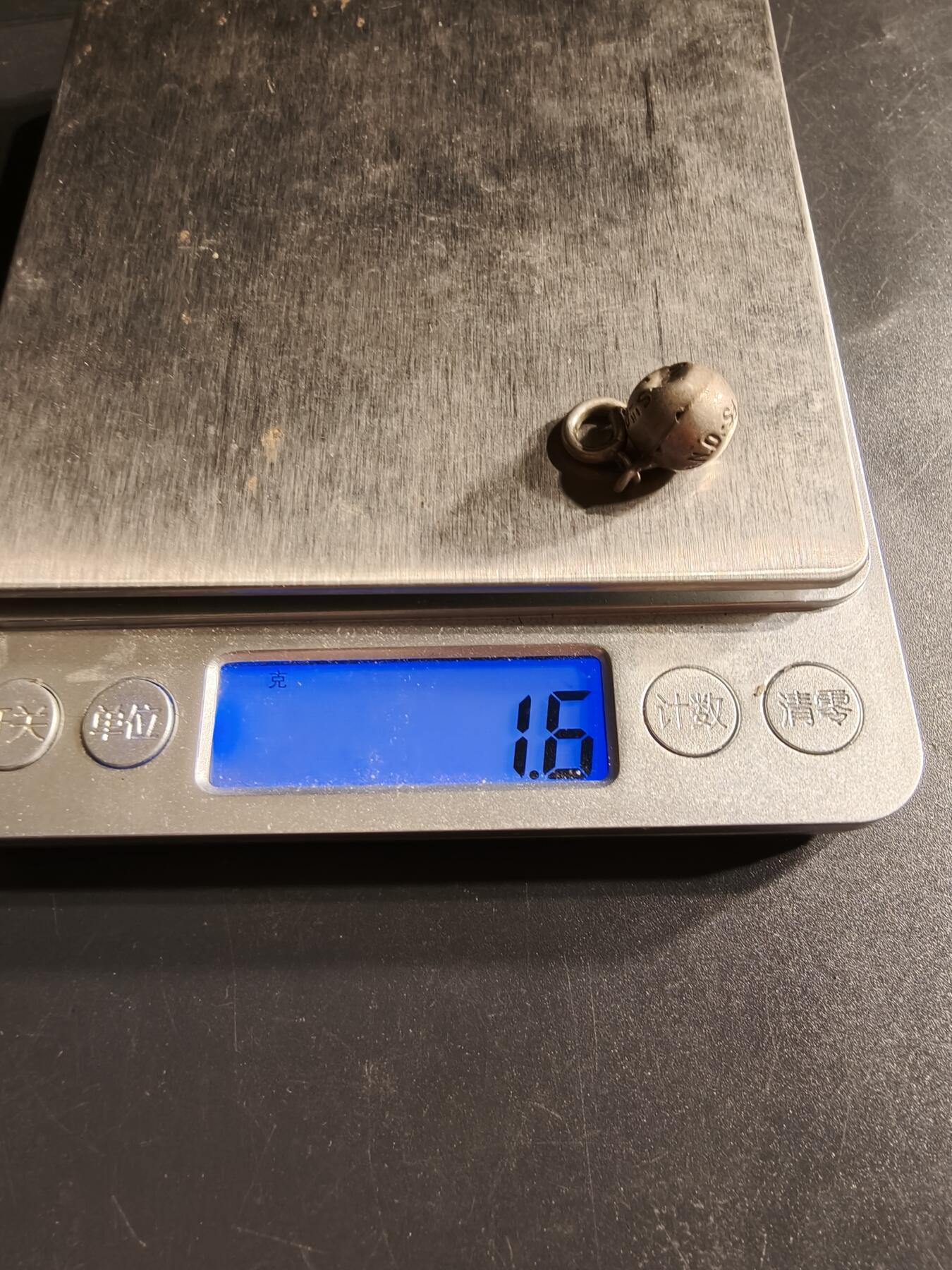 老王徽章第158期 法国天主教会纪念章    银质1.6g