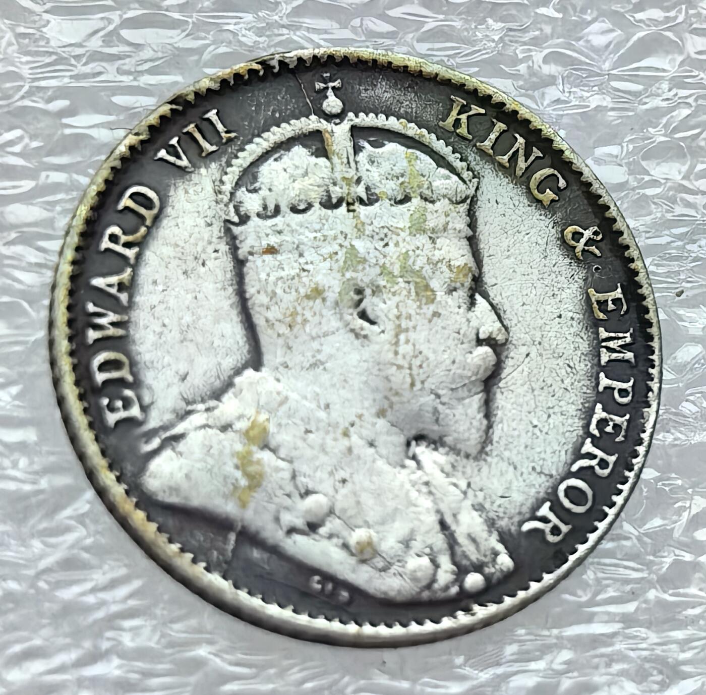 外国优质纪念币银币，周六晚上九点倒数截拍，满百包邮，可寄存半年，喜欢朋友微信扫描二维码可直接参拍 海峡1910年爱德华七世5分银币