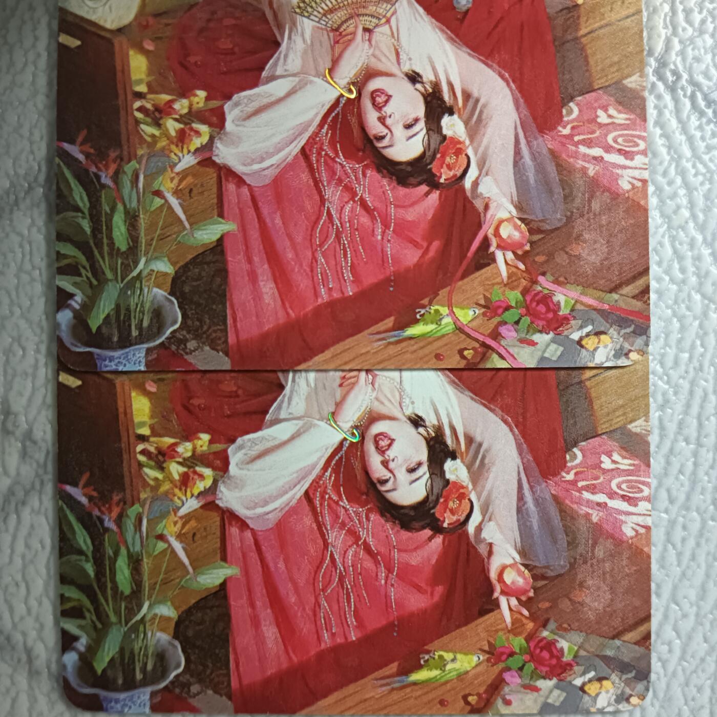 花开卡拍第44期（10月26号周日截拍，品控勿拍!!!拍品不寄存，运费5元，自制卡难免瑕疵，可能存在轻微撞角爆边等出厂瑕疵，品控介意勿拍！） 燎原焱卡 人间传 李桂姐双服饰 幻彩普卡2张