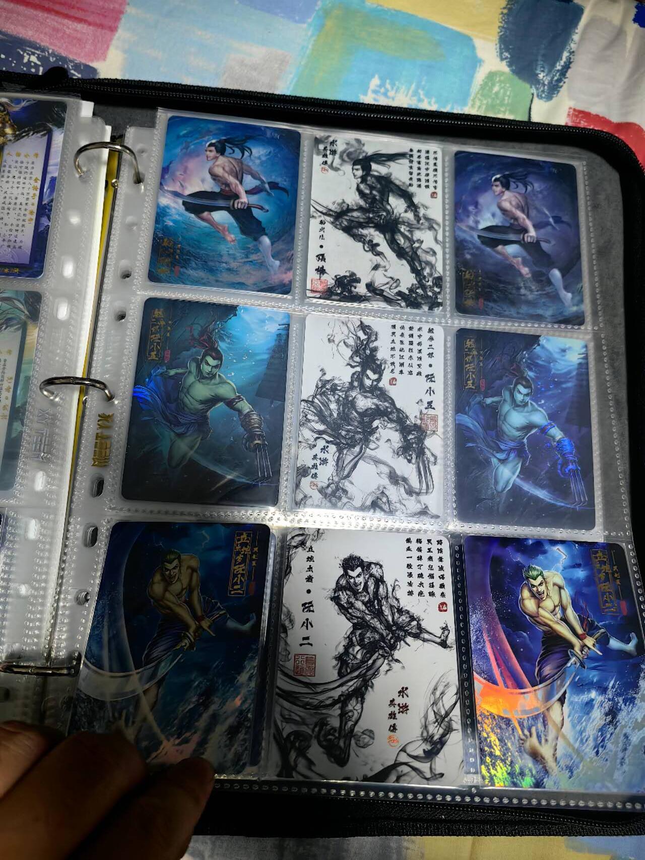海绵宝宝卡牌专拍第5场(本场有自留价 各种亲签卡，套卡大套，自制卡难免瑕疵，可能存在轻微撞角爆边等出厂瑕疵，品控介意勿拍！) 洒洒卡牌 水浒大卡1-5弹 送一些多出来的卡我也不清楚是多少弹的了