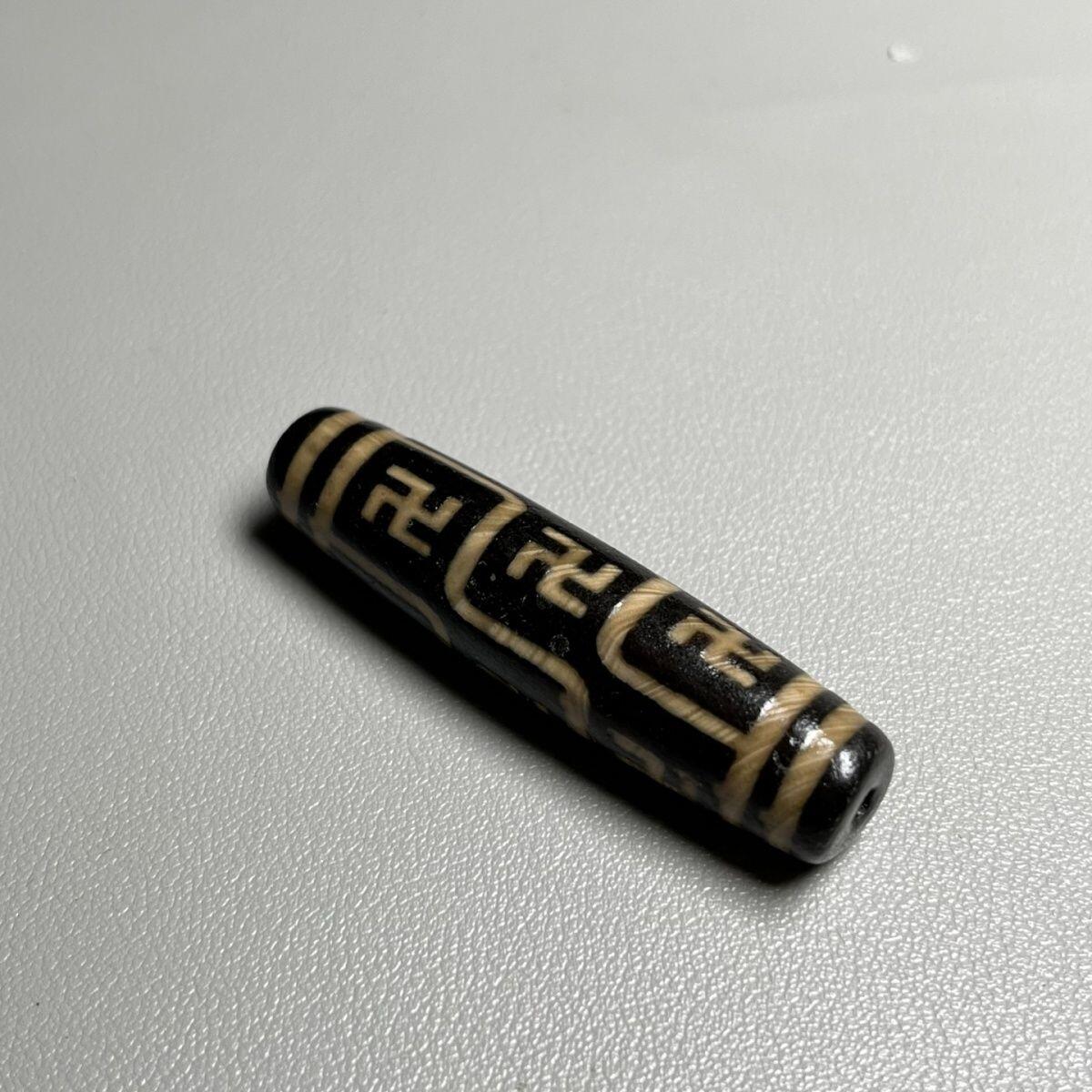 听雨轩（6） 万字眼天珠 14*58mm