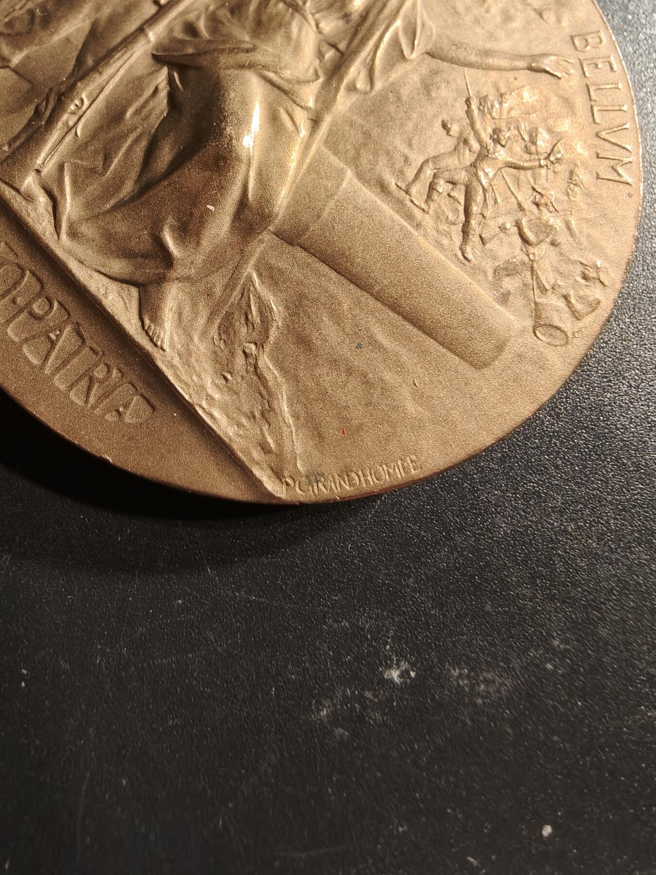老王徽章第158期 法国军事准备体能训练大铜章    直径50mm.   重量65.2g