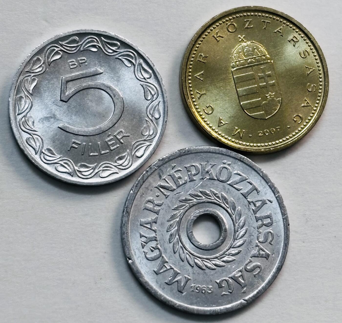 文馨钱币收藏第 277 场，熊猫金币，银币，老藏家日本明治时代到昭和时代全时期专场（特年非常多），长期接收代拍品 原光匈牙利一组