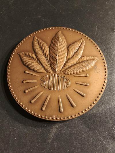 老王徽章第158期 - 法国国家烟草与火柴工业局大铜章    直径70mm.   重量187.9g