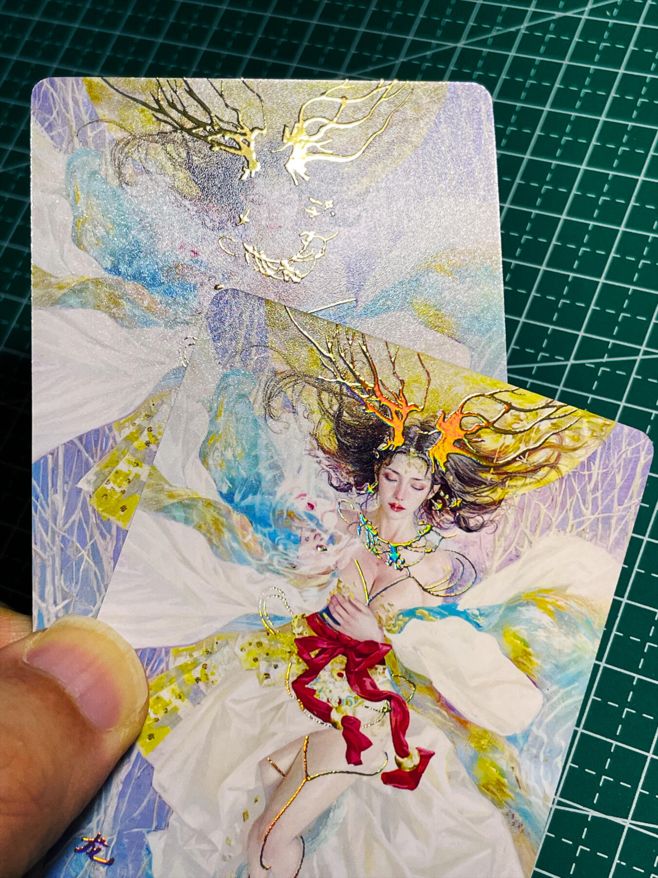 显眼宝35期 佣金1起 10月29日晚20:30截拍  【幻彩普卡】燎原卡牌焱卡文化刷子妖姬传 超美 龙女幻彩普卡一对 2张