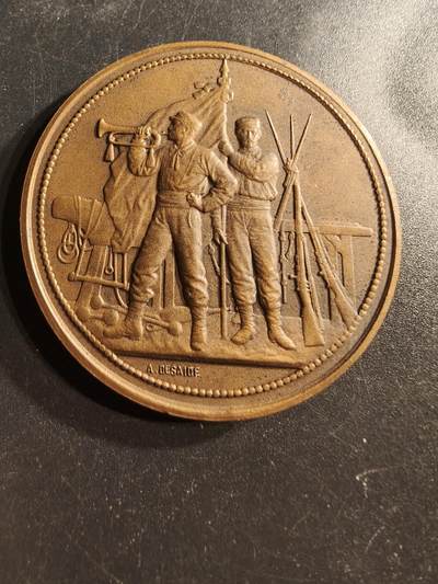 老王徽章第158期 - 法国军事训练大铜章    直径45mm.   重量44.6g