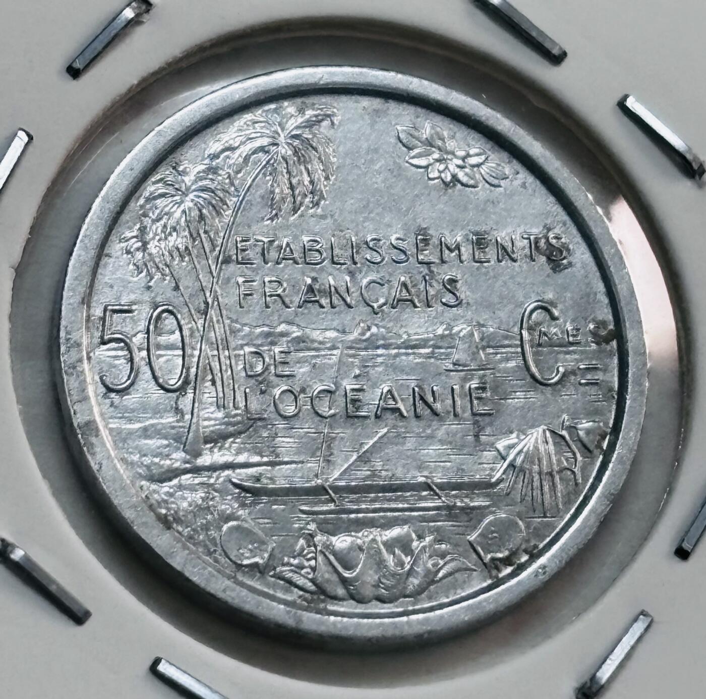 文馨钱币收藏第 277 场，熊猫金币，银币，老藏家日本明治时代到昭和时代全时期专场（特年非常多），长期接收代拍品 全新 1949 年法属波利尼西亚 50 分