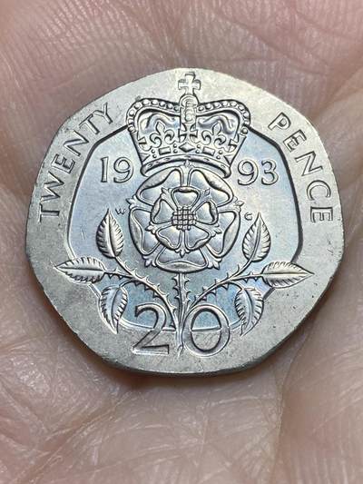 2025年第一百一十六场(总第一百四十二场）外国好品散币(免佣金) - 英国🇬🇧1993年20便士(伊丽莎白二世中年高冠)