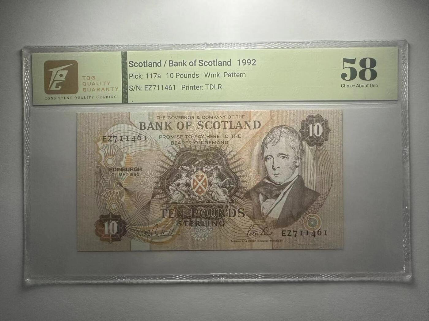 喜羊羊钱币收藏2025第10期(原相机拍摄普惠场) 苏格兰/苏格兰银行	P-117a 1992年10镑			58				EZ711461			
