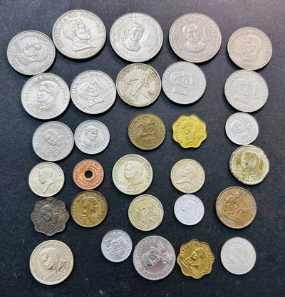 文馨钱币收藏第 277 场，熊猫金币，银币，老藏家日本明治时代到昭和时代全时期专场（特年非常多），长期接收代拍品 - 菲律宾，各面值，各年份，各版本一组 30 枚