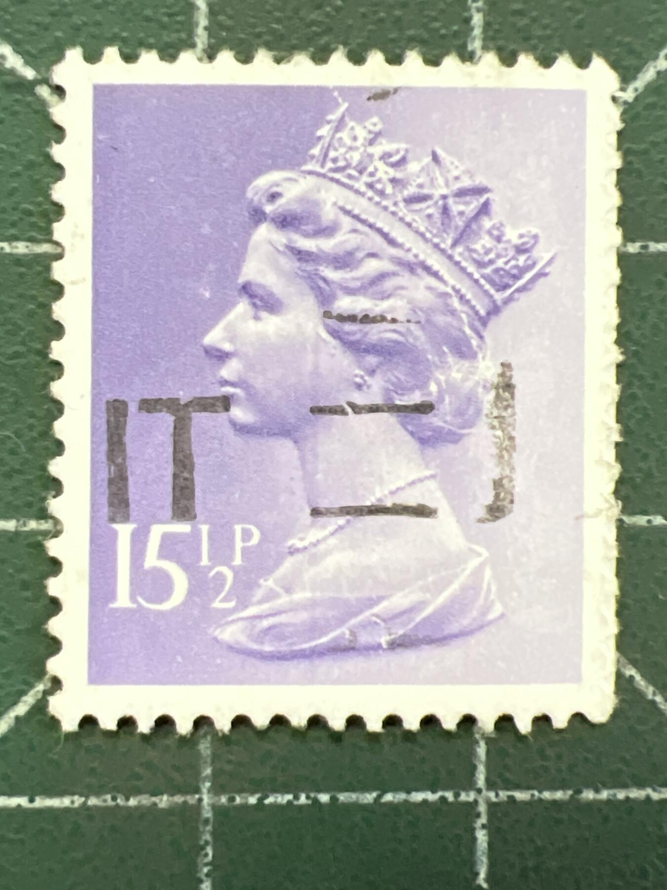 第1034 邮票专场 （无押金，捡漏，全场50包邮，偏远地区除外，接收代拍业务，本店十天发一次货） 英国女王邮票