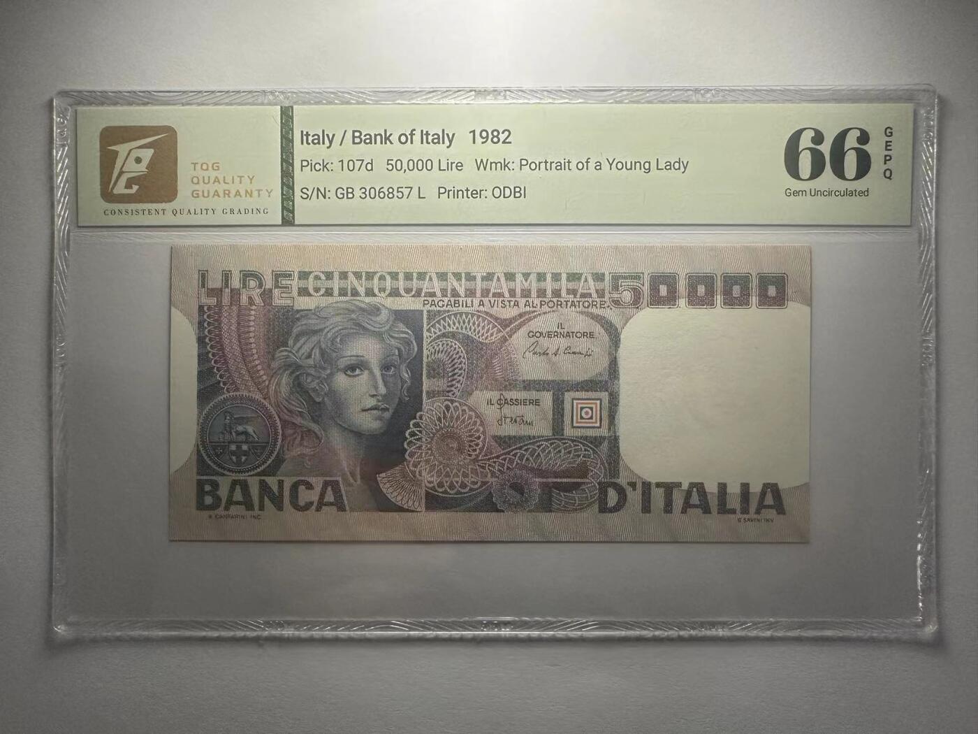 喜羊羊钱币收藏2025第10期(原相机拍摄普惠场) 意大利	P-107d 1982年50000里拉		66E				GB306857L			