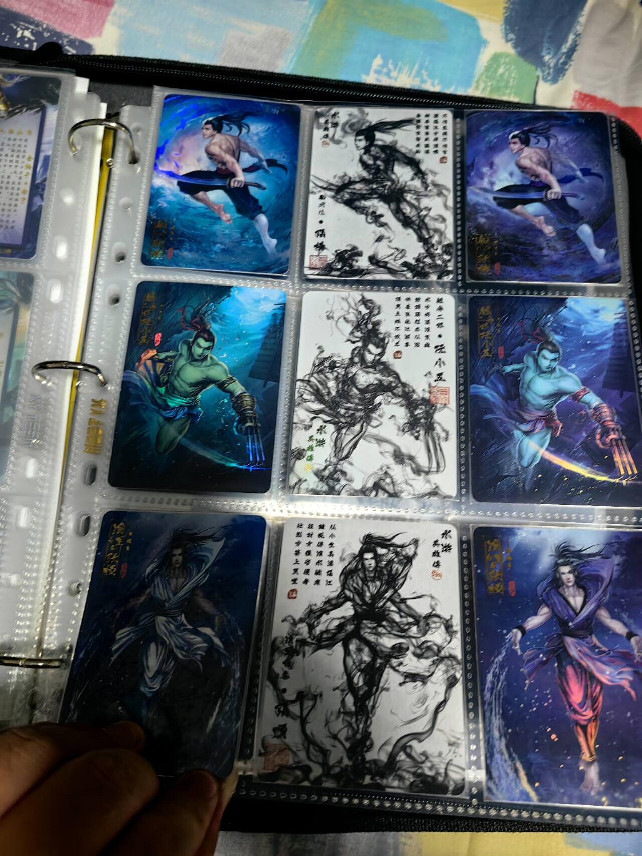 海绵宝宝卡牌专拍第5场(本场有自留价 各种亲签卡，套卡大套，自制卡难免瑕疵，可能存在轻微撞角爆边等出厂瑕疵，品控介意勿拍！) 洒洒卡牌 水浒大卡1-5弹 送一些多出来的卡我也不清楚是多少弹的了