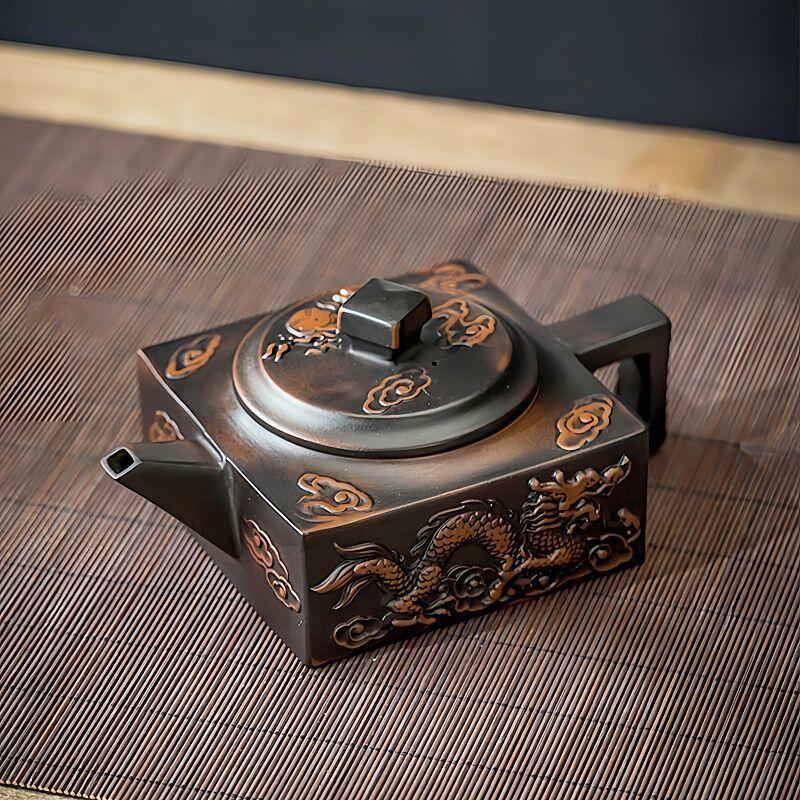 听雨轩（六） 原矿紫陶满雕四方祥龙壶 260cc