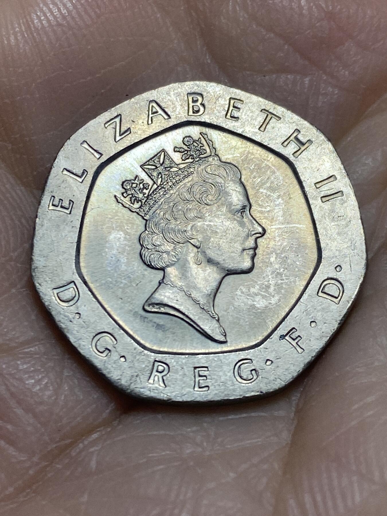2025年第一百一十六场(总第一百四十二场）外国好品散币(免佣金) 英国🇬🇧1993年20便士(伊丽莎白二世中年高冠)