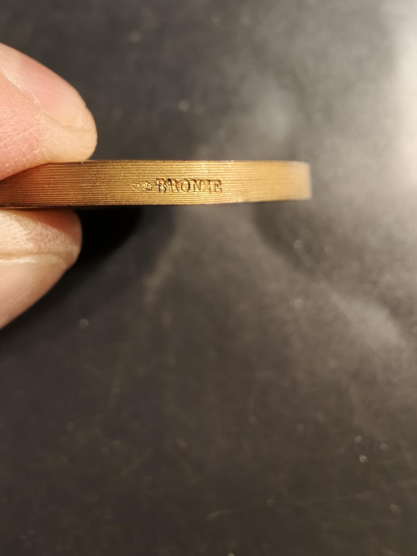 老王徽章第158期 法国军事准备体能训练大铜章    直径50mm.   重量65.2g