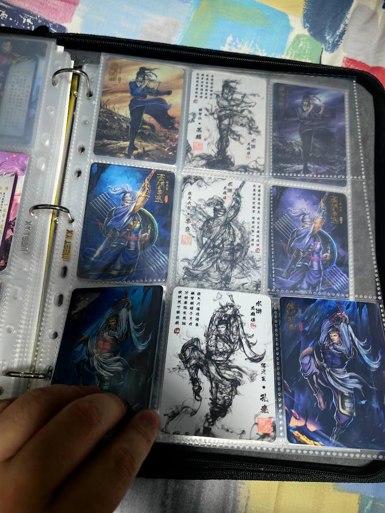 海绵宝宝卡牌专拍第5场(本场有自留价 各种亲签卡，套卡大套，自制卡难免瑕疵，可能存在轻微撞角爆边等出厂瑕疵，品控介意勿拍！) 洒洒卡牌 水浒大卡1-5弹 送一些多出来的卡我也不清楚是多少弹的了