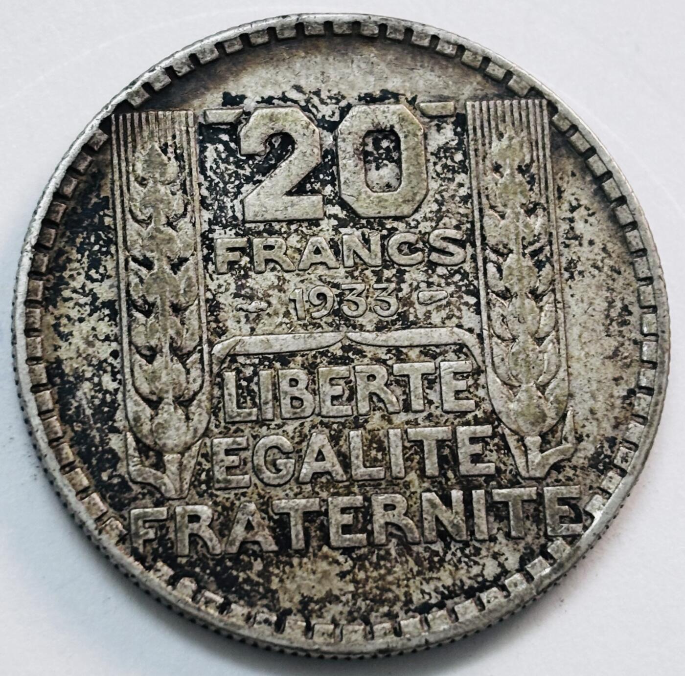 文馨钱币收藏第 277 场，熊猫金币，银币，老藏家日本明治时代到昭和时代全时期专场（特年非常多），长期接收代拍品 1933 年法兰西第三共和国 20 法郎大银币，680 银