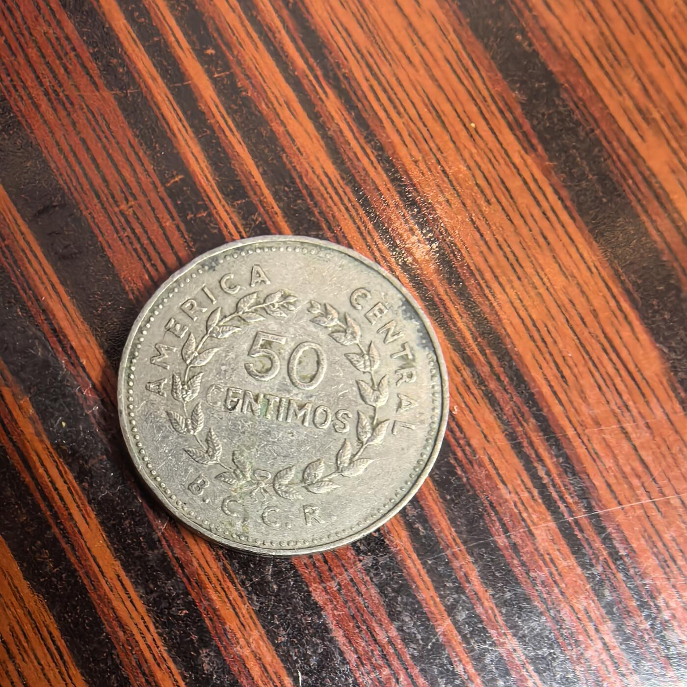 泡泡币外币第十一场可代拍15038385335微信 1978年哥斯达黎加50分。