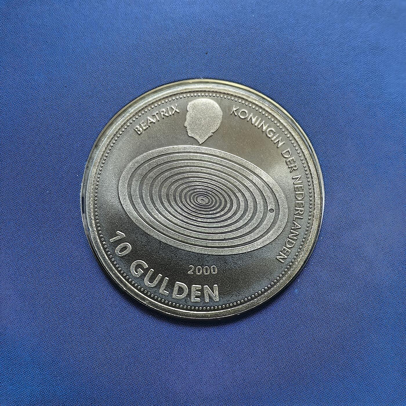 道一币馆币章第一百五十一场 原包装 荷兰1999年跨越千禧年10盾纪念银币