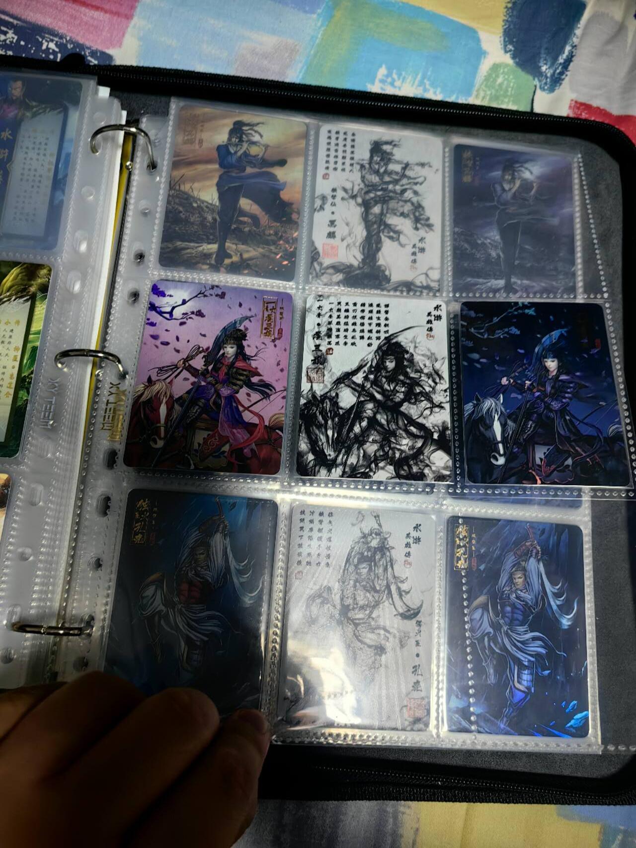 海绵宝宝卡牌专拍第5场(本场有自留价 各种亲签卡，套卡大套，自制卡难免瑕疵，可能存在轻微撞角爆边等出厂瑕疵，品控介意勿拍！) 洒洒卡牌 水浒大卡1-5弹 送一些多出来的卡我也不清楚是多少弹的了