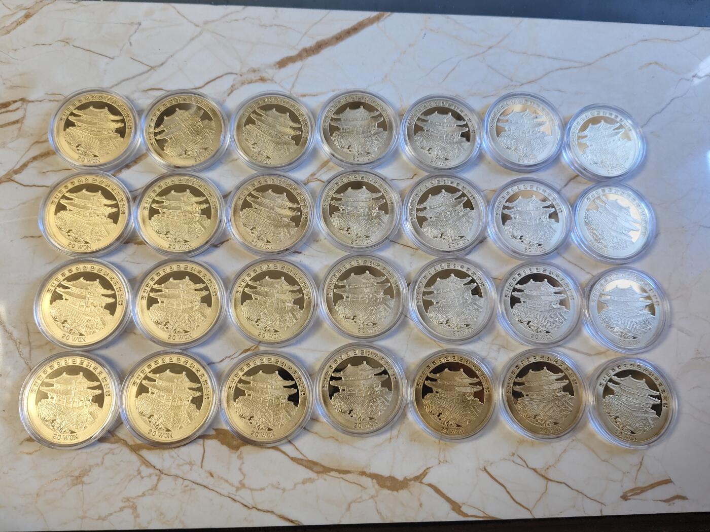 第179期拍卖【长期征集拍品】 2008朝鲜发行纪念北京奥运会28个体育项目28枚大全套，含四枚错币