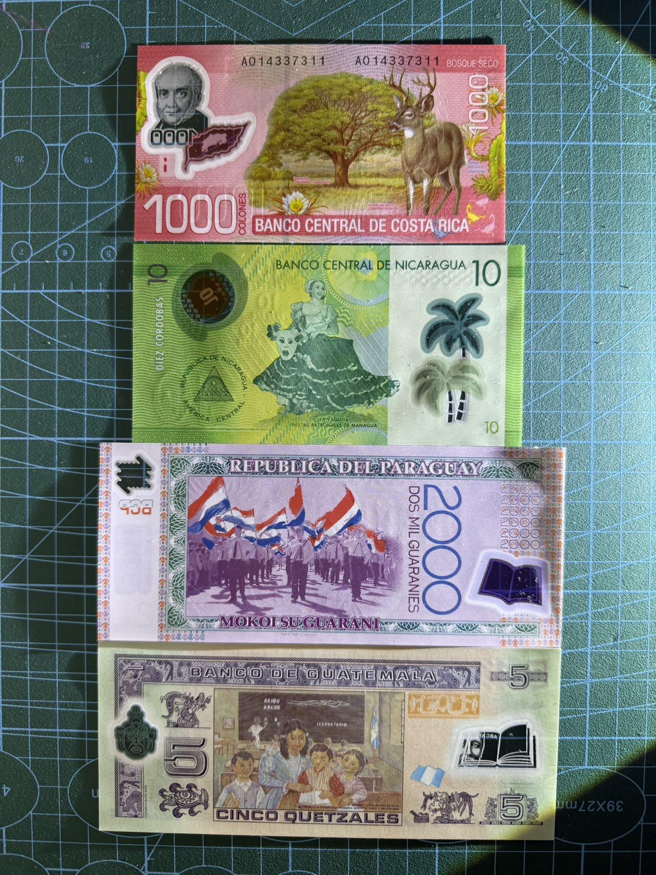 【炜奕收藏】，第四十九期，多套加拿大纸币、港澳靓号 美洲塑料钞4张，UNC品相