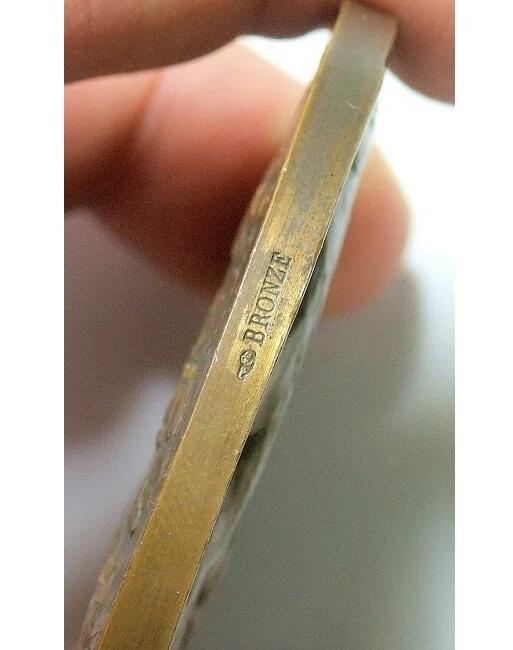 【旋风钱币】11月1日19:00准时开拍 精美欧洲币章、第三帝国钱币等 全场包邮！ 【艺术】法国艺术大章 一战1914年马恩河战役 三位元帅指挥官+女神+士兵冲锋 高浮雕精制超大铜章 68MM 140克