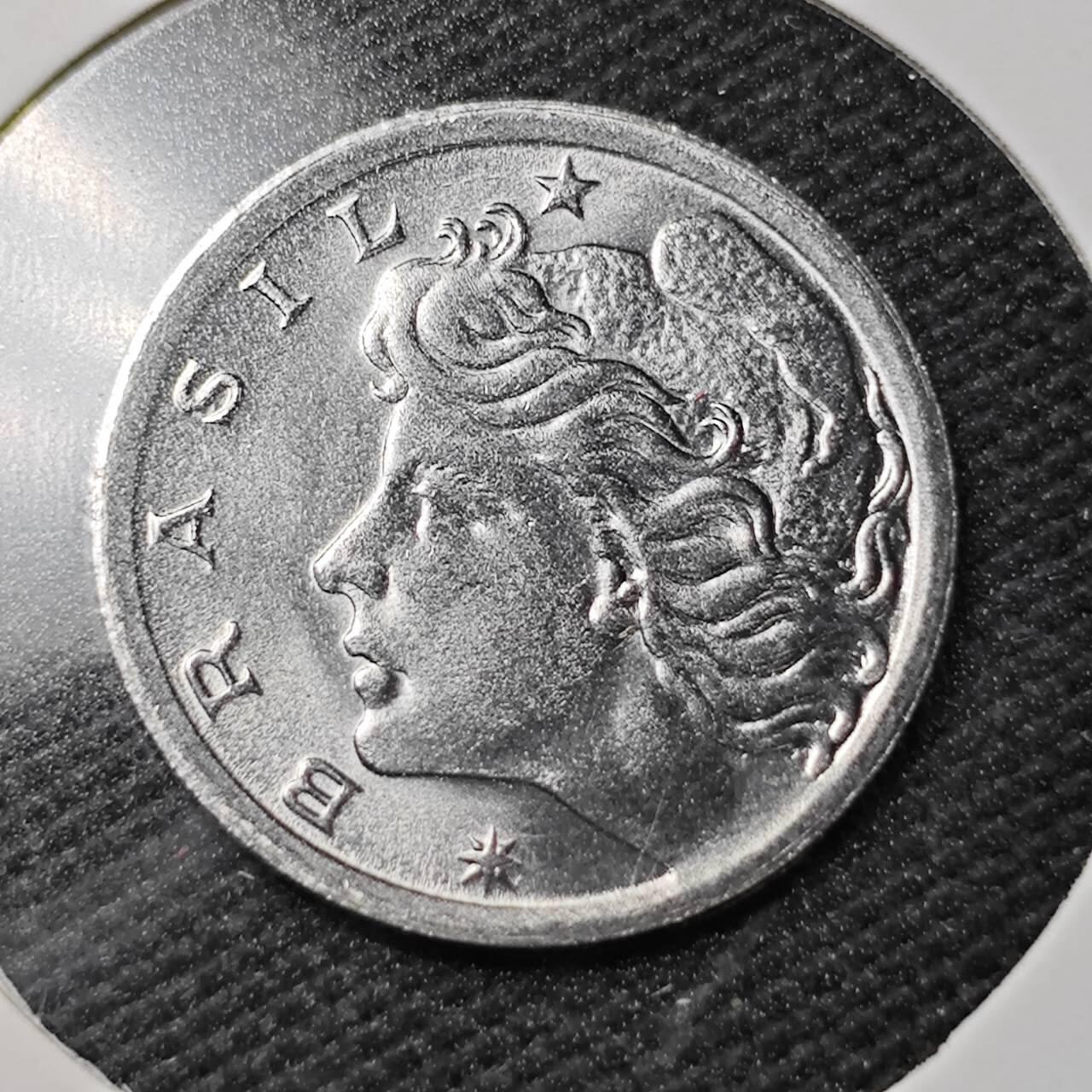 KK钱币收藏小铺  第358场  2月预留时间 周末发货  1975巴西2分纪念币 农粮纪念币