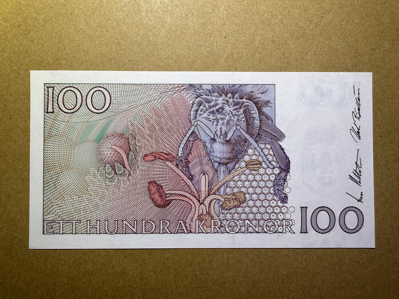 《艾美收藏》第217期-10.26周日外币精品 瑞典100克朗 UNC 1999年 初版 瑞典自然科学家林奈 大水印版 无347