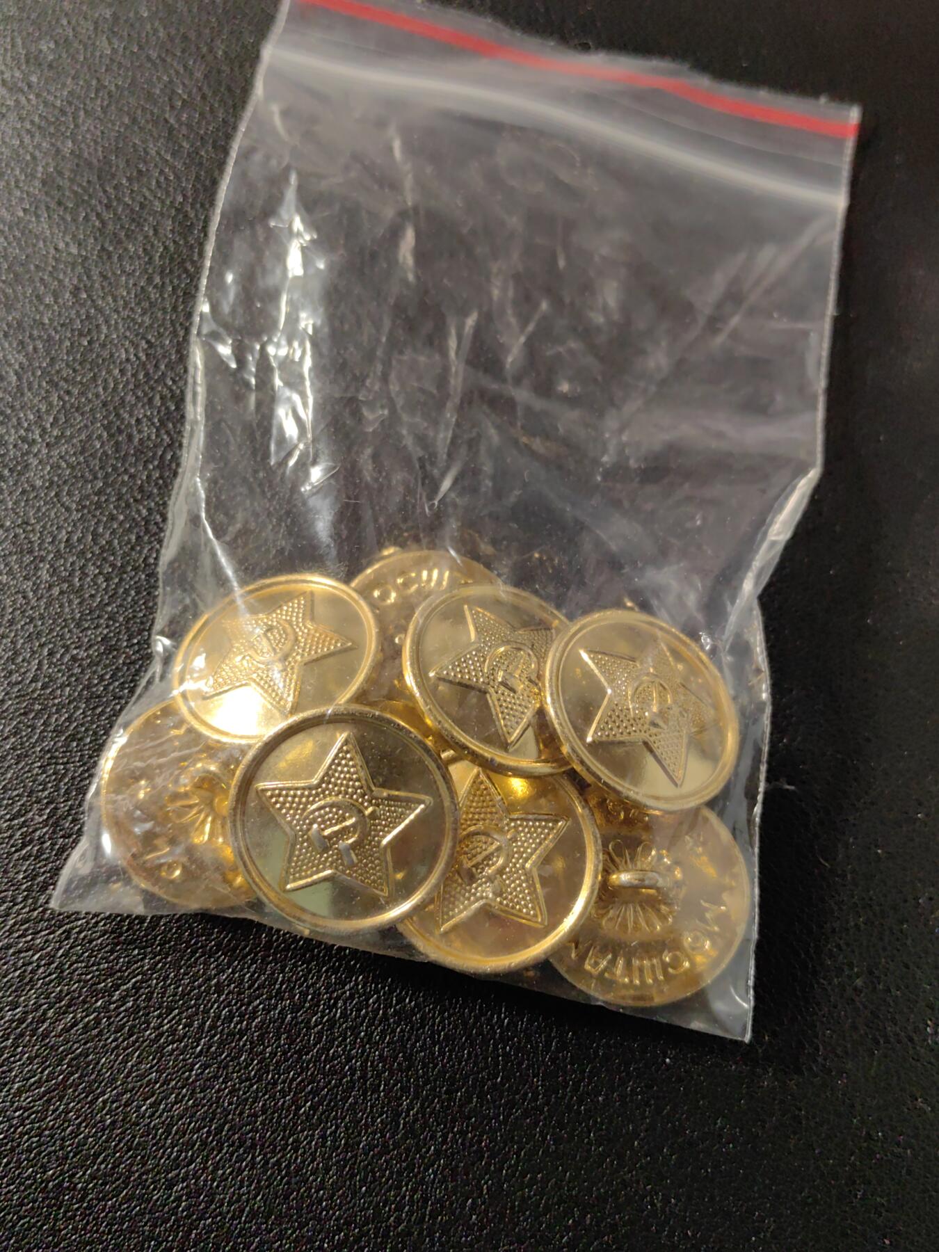 靖甫拍卖第10场 苏联扣子一袋十个