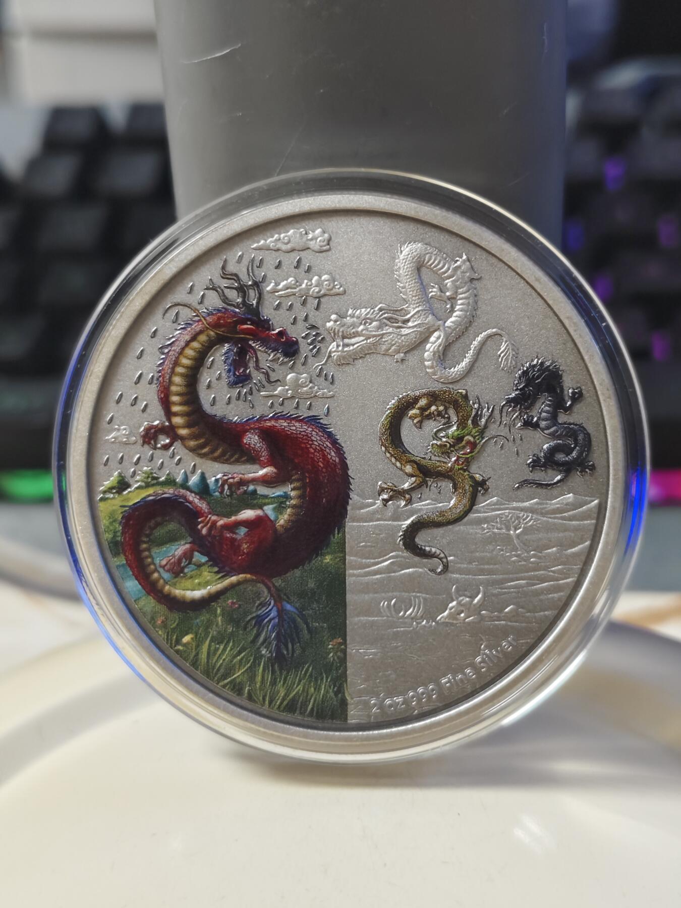 第179期拍卖【长期征集拍品】 纽埃2019年龙的传说系列中国龙2盎司纪念彩色银币，999银，发行2000枚