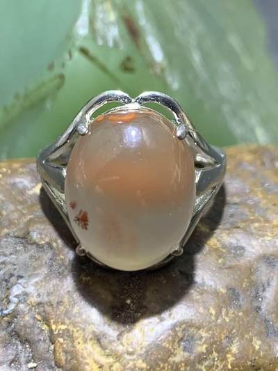 精美罕见川料南红玛瑙荔枝冻漂柿子红草花纹活口戒指一枚， - 精美罕见川料南红玛瑙荔枝冻漂柿子红草花纹活口戒指一枚，