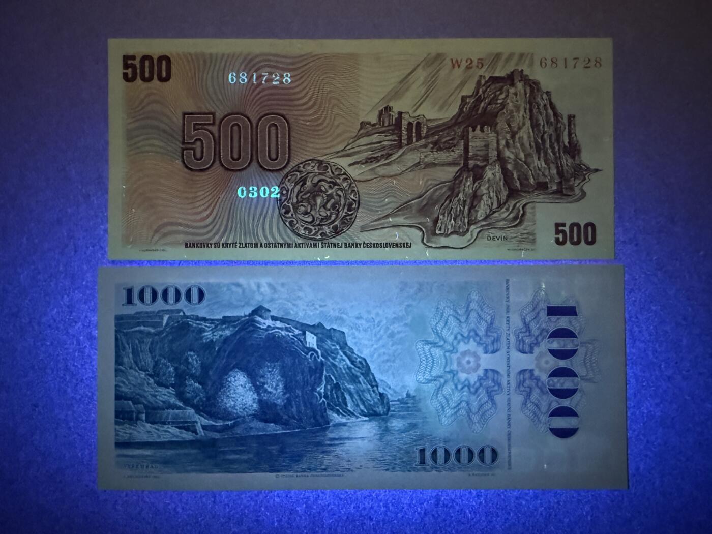 《艾美收藏》第217期-10.26周日外币精品 捷克500、1000克朗2张 UNC 第一版纸币 全程无4尾8