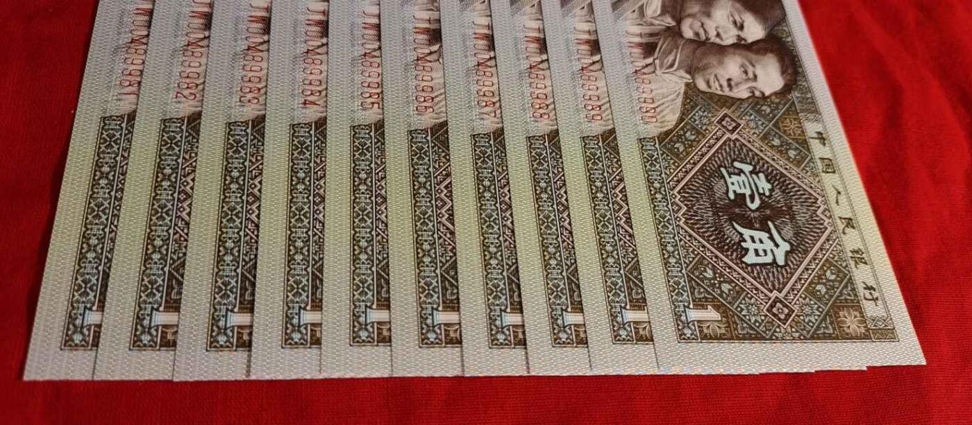 特珍稀8001JW00字头特强背红补号