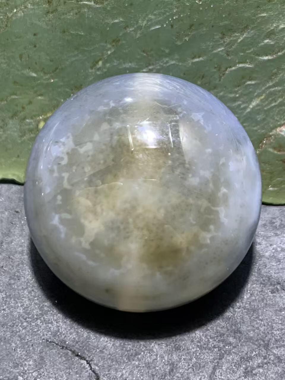 精品药师玛瑙手工俏色巧雕天眼图案板珠（背云）一颗。