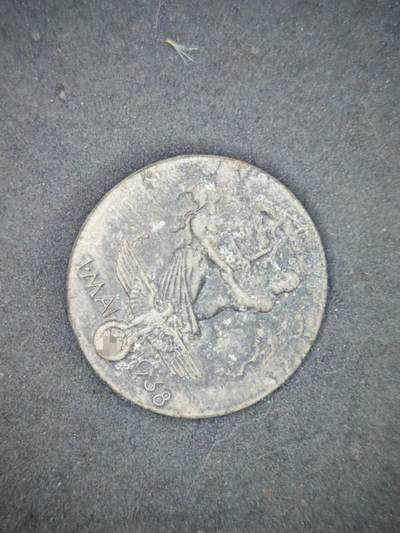 凯旋世界勋赏（第19期）（欢迎送拍）（对拍品有疑问请询问客服，不接受到手刀，出价默认拍品品相。请认真阅读拍卖规则！出价默认已认可！）（收到货请录制开箱视频，无视频概不处理问题。） - 铭记历史！ww2德三1938劳动节纪念徽章