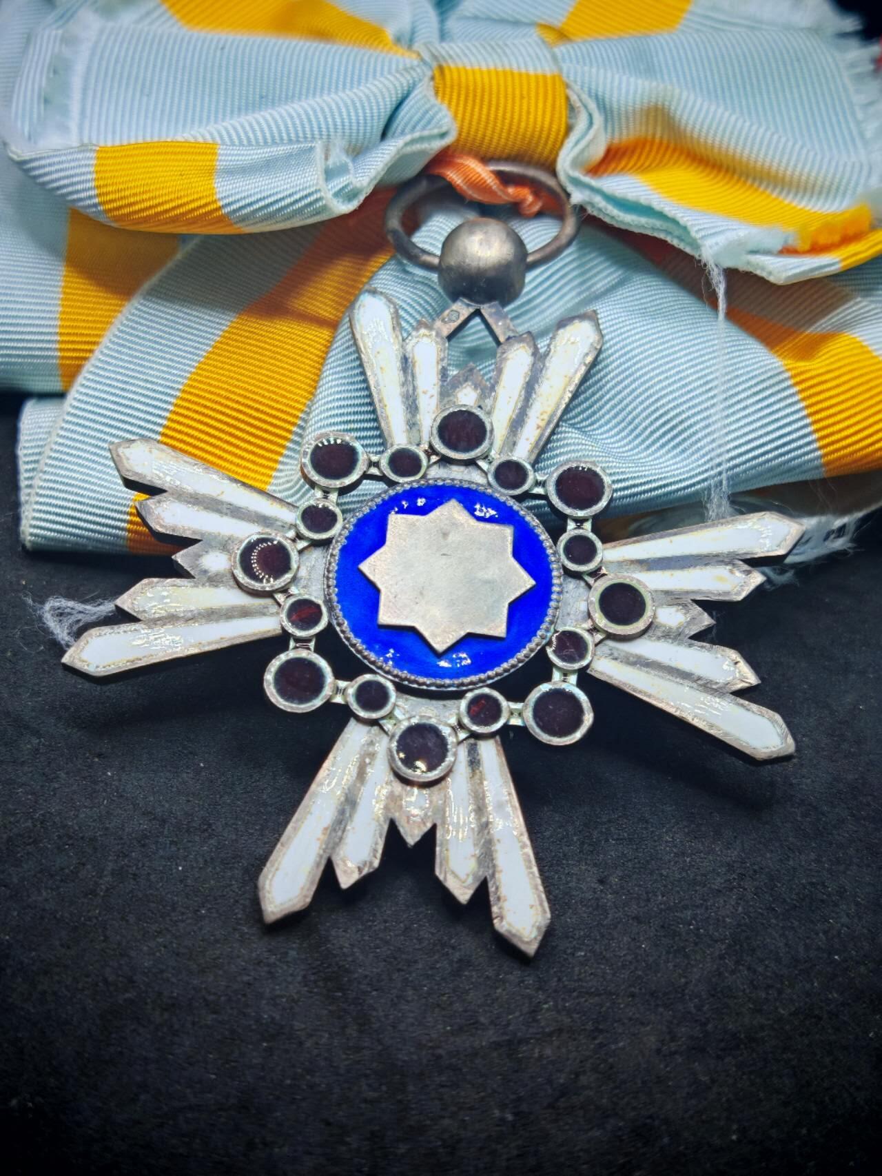 凯旋世界勋赏（第19期）（欢迎送拍）（对拍品有疑问请询问客服，不接受到手刀，出价默认拍品品相。请认真阅读拍卖规则！出价默认已认可！）（收到货请录制开箱视频，无视频概不处理问题。） 法造一等瑞宝勋章