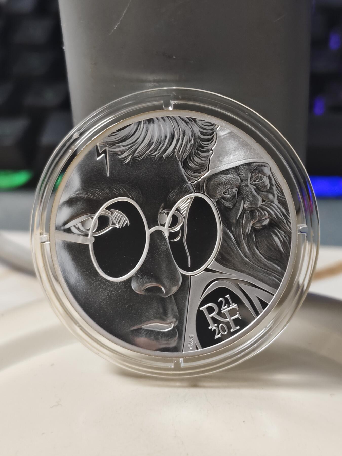 第179期拍卖【长期征集拍品】 法国2021年魔幻电影哈利波特精制纪念银币，999银，22.2克