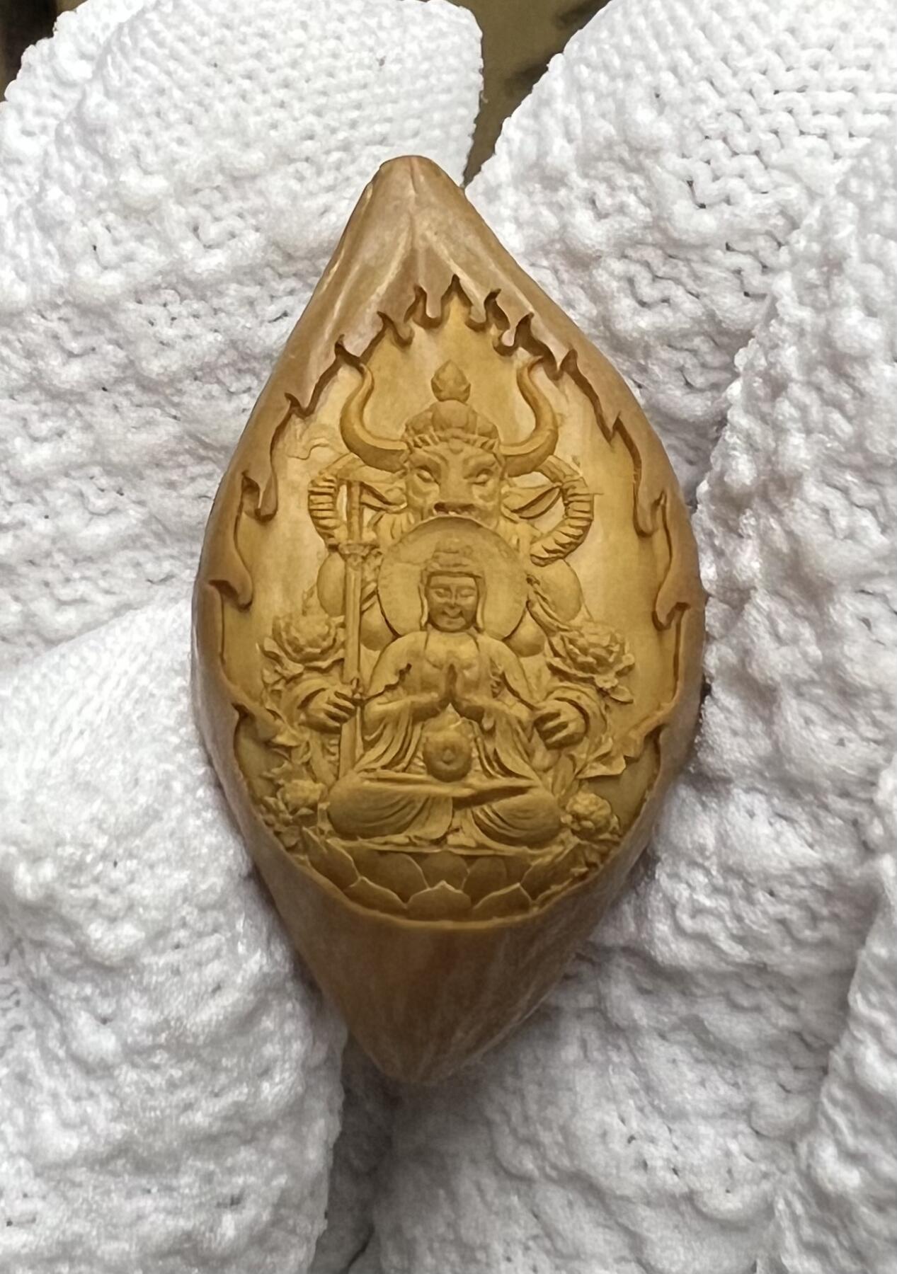 零元拍：橄榄核雕 虚空藏菩萨 单籽 38/21/20MM