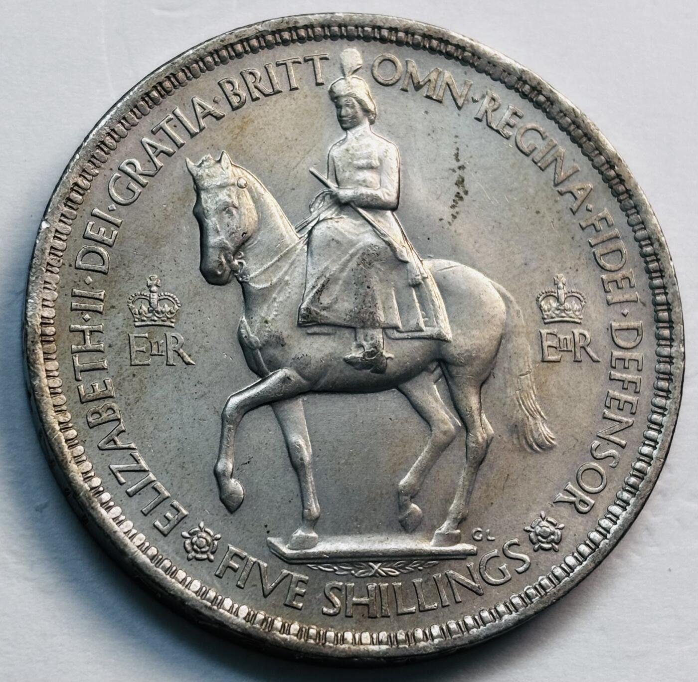文馨钱币收藏第 277 场，熊猫金币，银币，老藏家日本明治时代到昭和时代全时期专场（特年非常多），长期接收代拍品 原光 1953 年英国伊丽莎白二世登基 5 先令纪念币