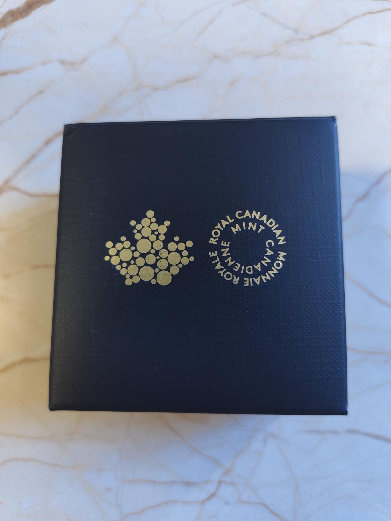 第179期拍卖【长期征集拍品】 加拿大2022年电话发明家贝尔逝世百年精制纪念银币，9999银，23.17克，